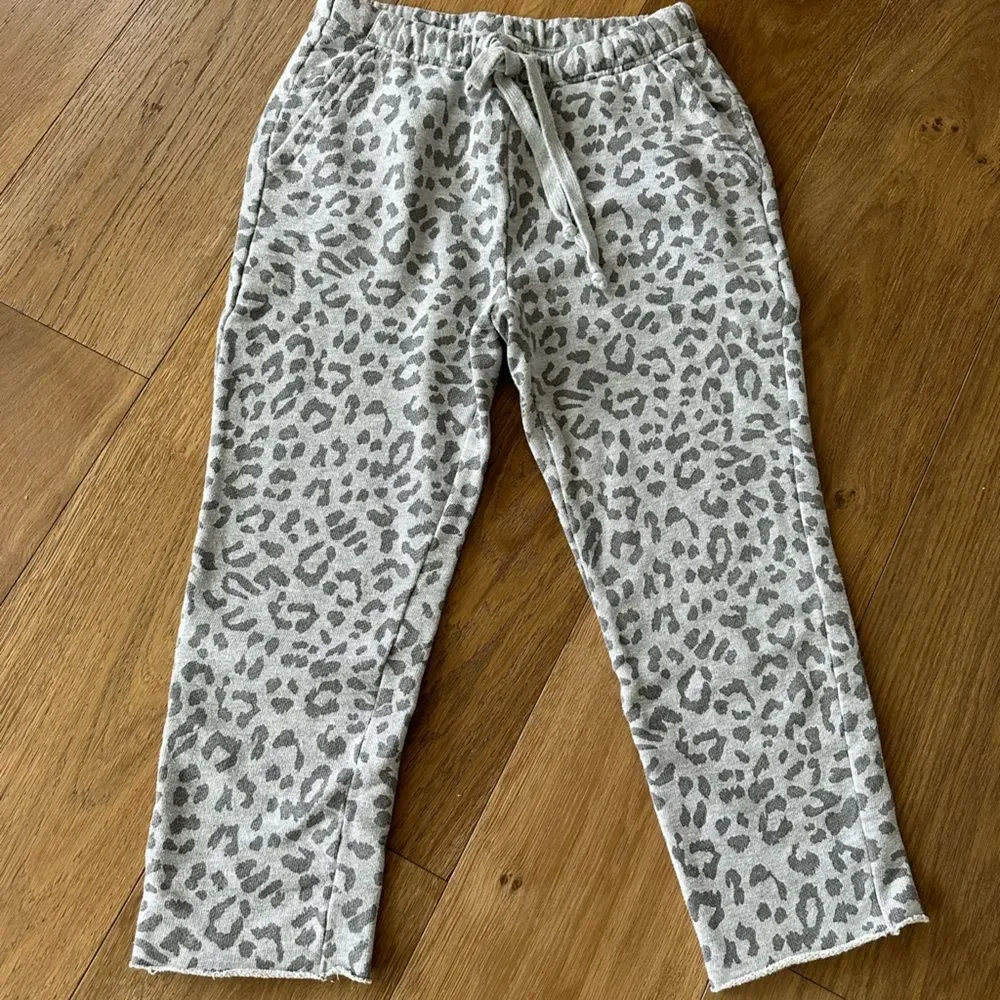 Aerie Capri Sweatpants - Picture 1 of 4